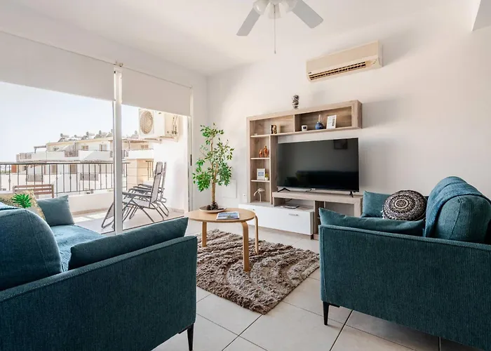 Апартаменты Majestic Sea View