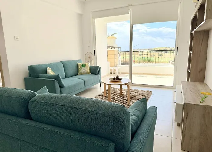 Апартаменты Majestic Sea View