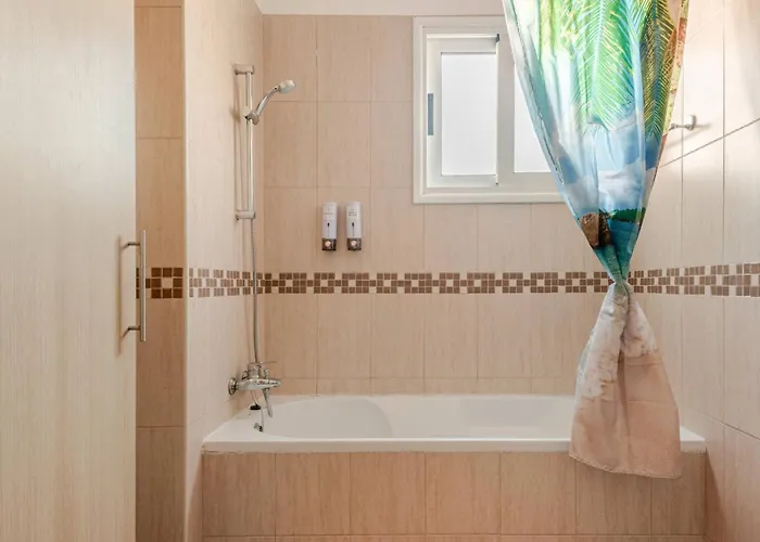 Majestic Sea View Апартаменты Терсефану