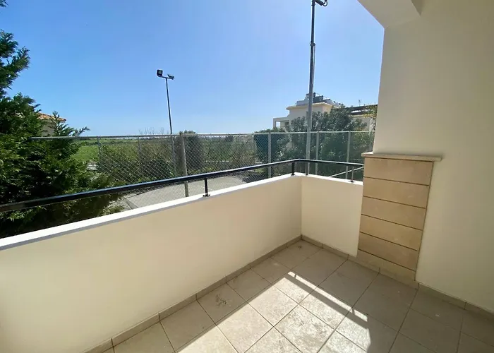 Majestic Sea View Терсефану